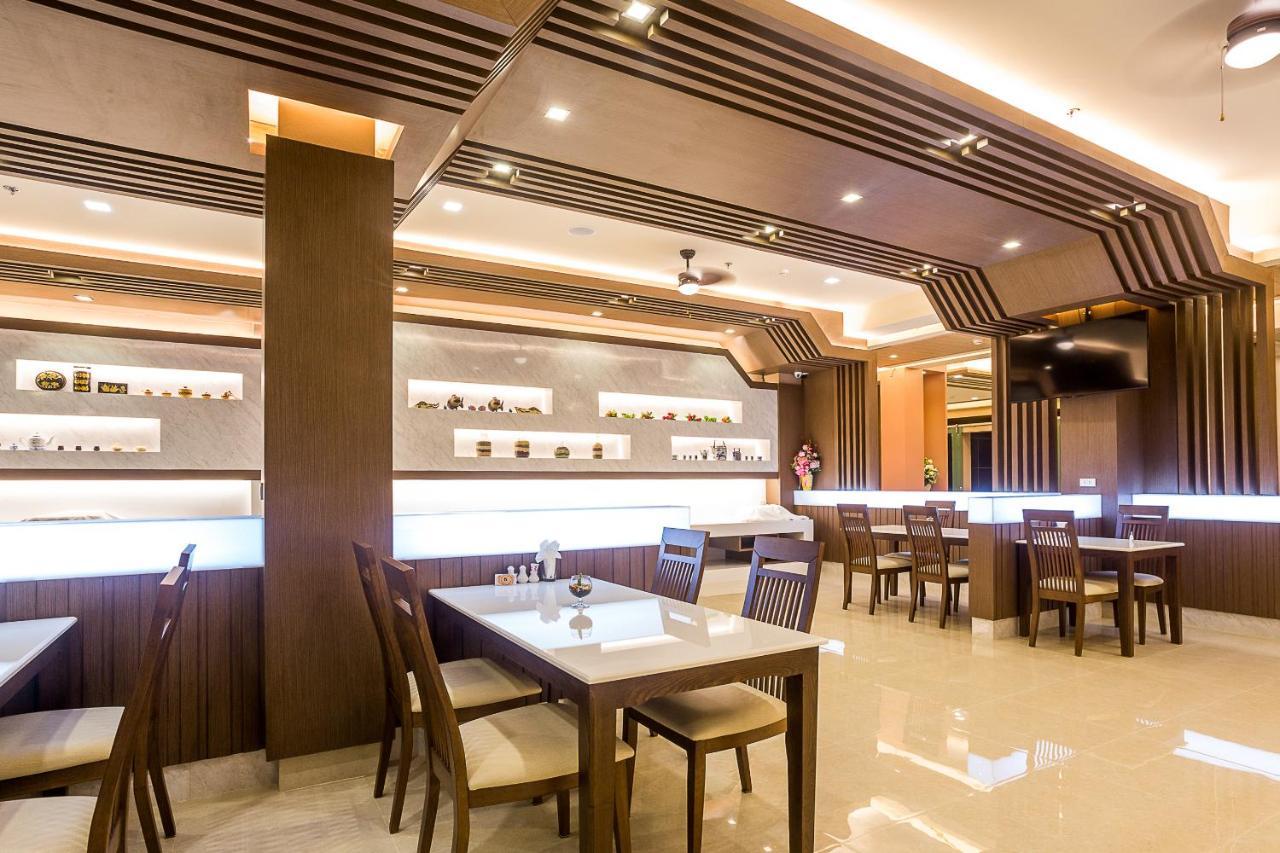Swan Lake Hotel Sattahip Exterior photo