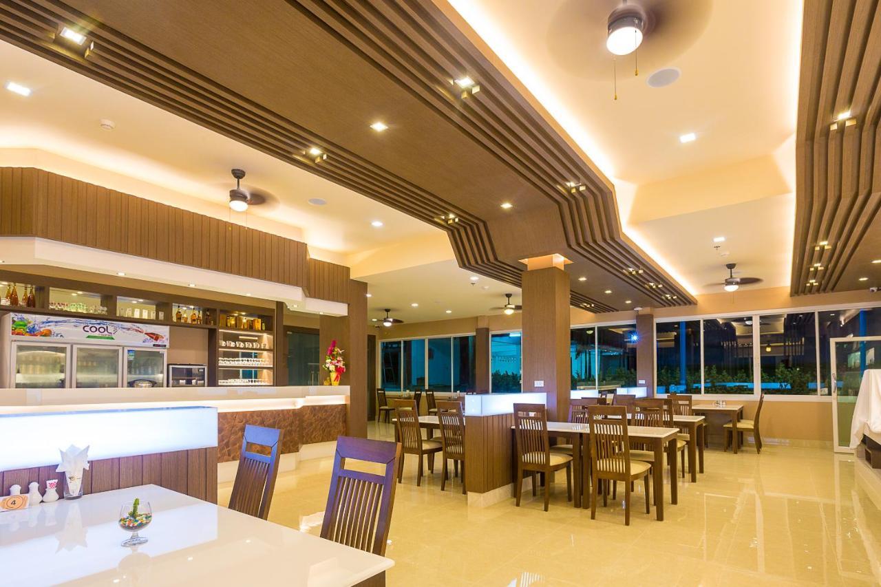 Swan Lake Hotel Sattahip Exterior photo